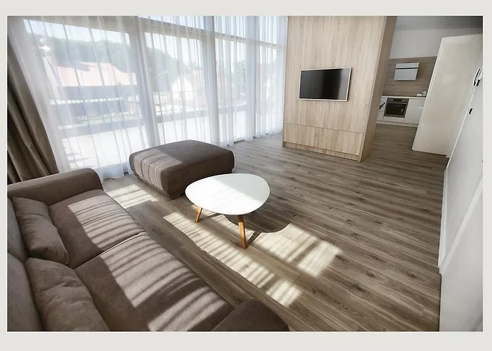 Linden Centrum * Κλαϊπέντα